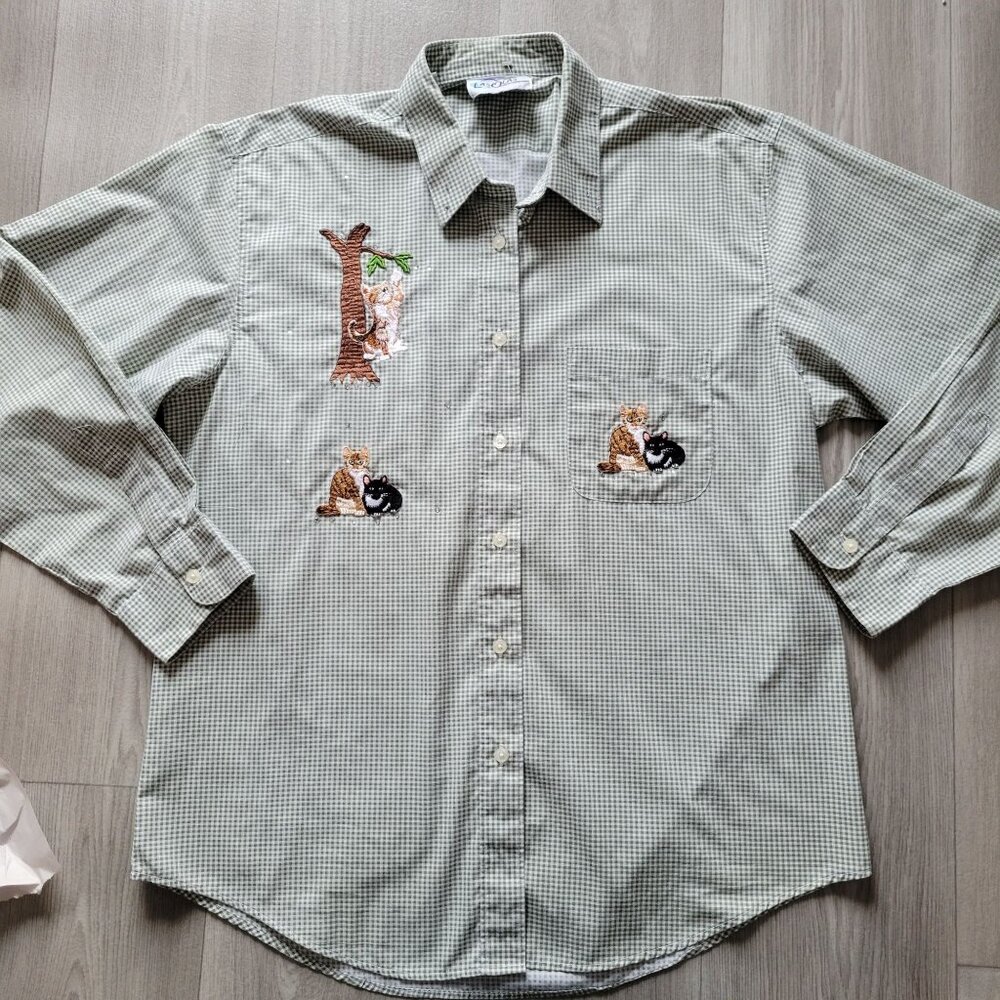 Las Olas Green Checkered Long Sleeve Cat Embroidered Shirt XL